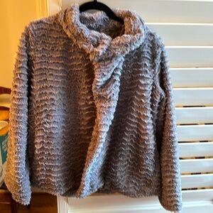 Patagonia fun, warm grey jacket